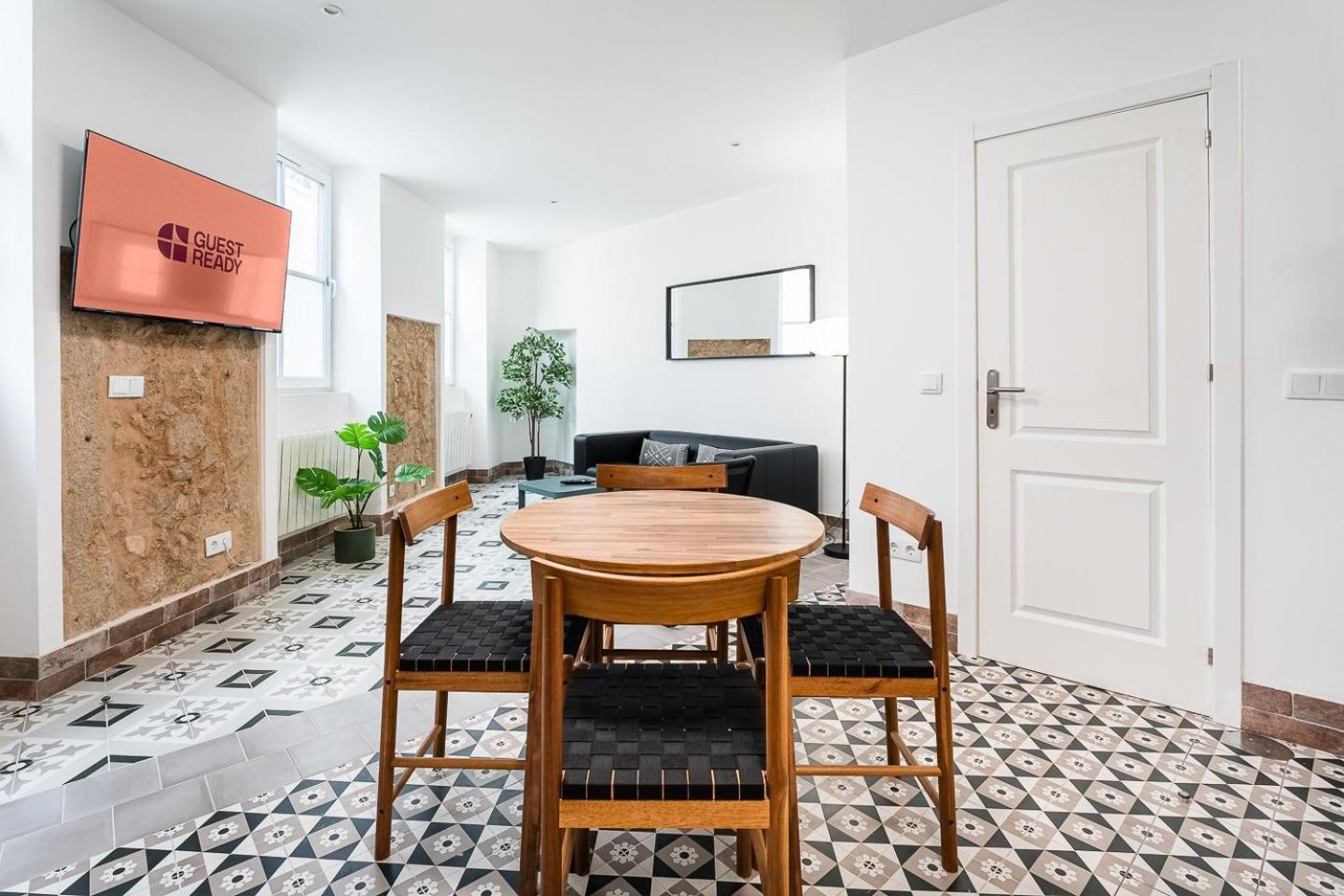 Guestready - Serene Hideout In Downtown OOporto Exteriör bild